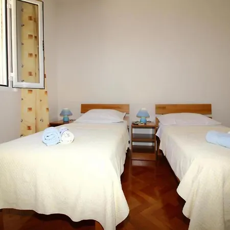 Dubreta Apartment Cavtat